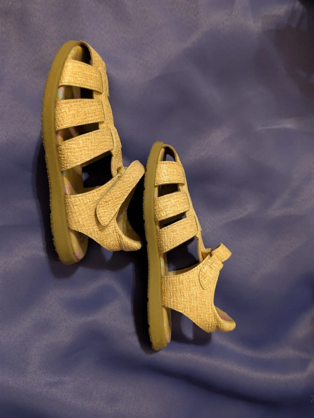 Kids Straw-Style Closed-Toe Sandals in Beige Toddler Size 10